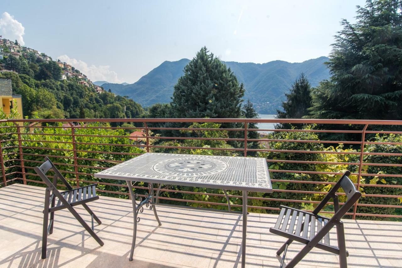Villa Vittoria - The House Of Travelers Cernobbio Exterior photo
